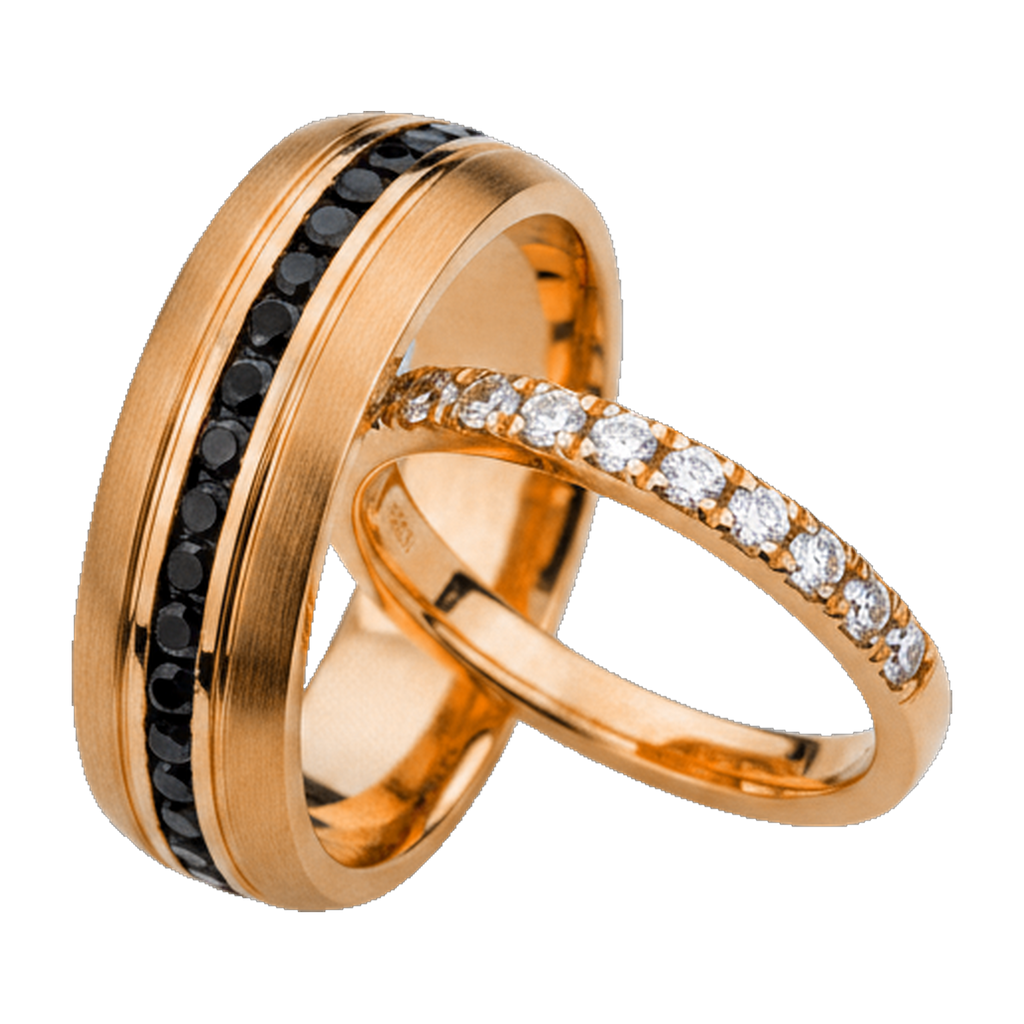 Yellow gold couple ring set angle