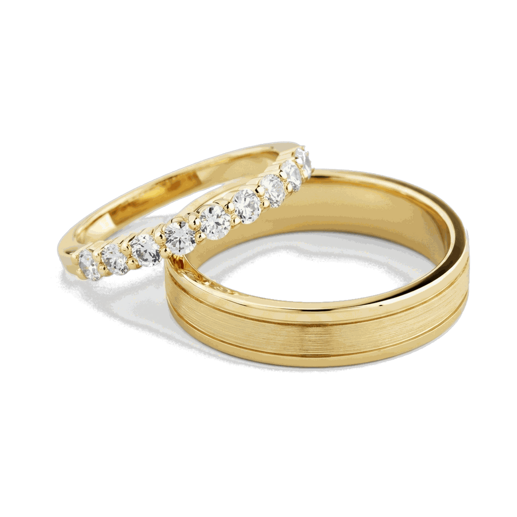 Classic Diamond Couple Ring Set - Yellow Gold