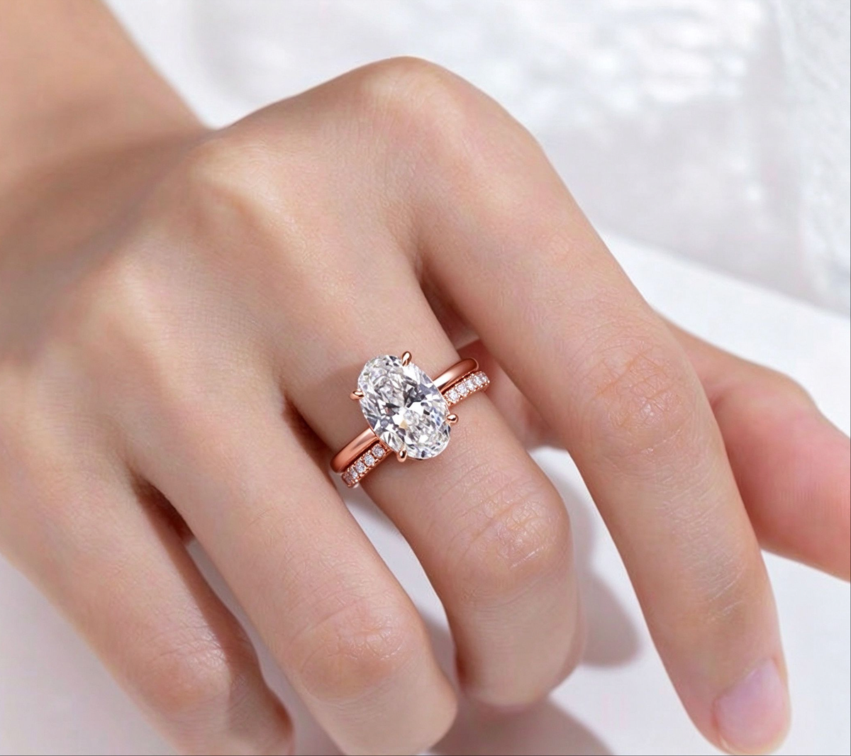 Tensora Stellar Oval-Cut Large Lab-Grown Diamond Engagement Ring in rose gold, view 3